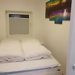 Mikes Lägenhet *