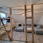 Mikes Lägenhet